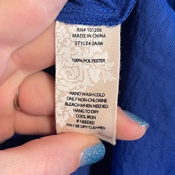 Soft Surroundings- Cally Crinkle Tank Royal Blue Asymmetrical Hem, Size Large - Picture 7 of 11